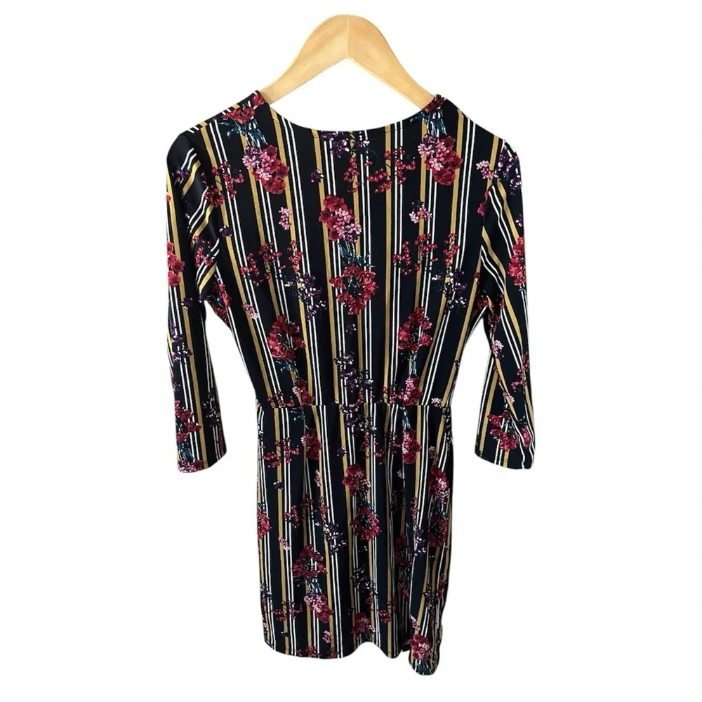 Floral Faux Wrap V Neck Mink Dress - Picture 3 of 5